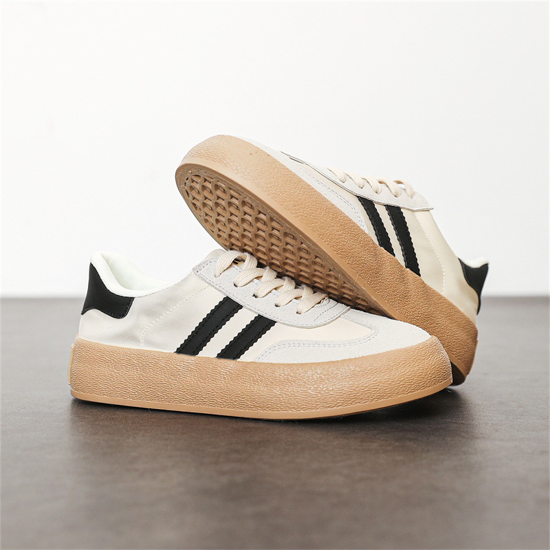 New Balance Shoes 574 - Sepatu kets bernapas baru untuk wanita