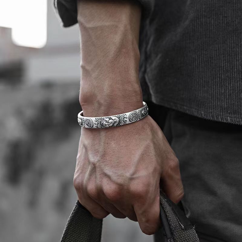 Coordinates Bracelet - Gelang Manset Pembukaan Ukiran Pixiu Binatang